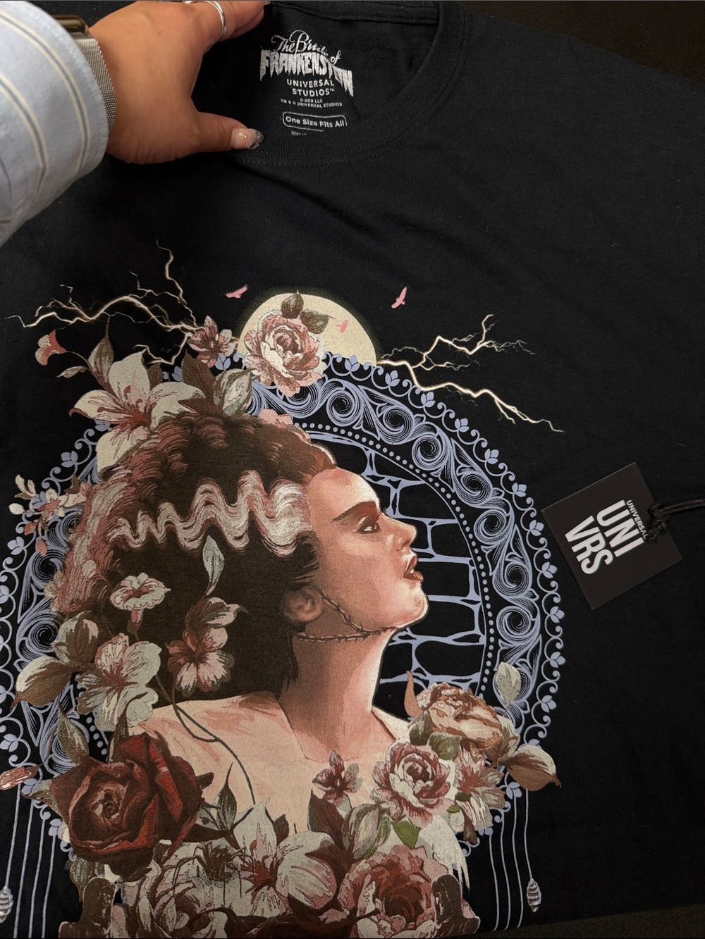 Universal Studios The Bride of Frankenstein Graphic Tee - Black